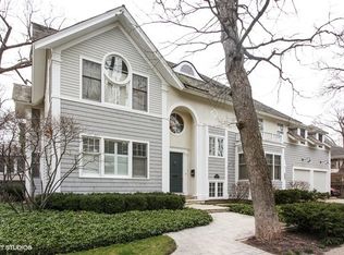 500 Moffett Rd, Lake Bluff, IL 60044