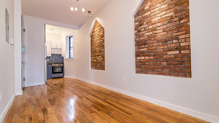 Rented by Nooklyn NYC LLC | media 33
