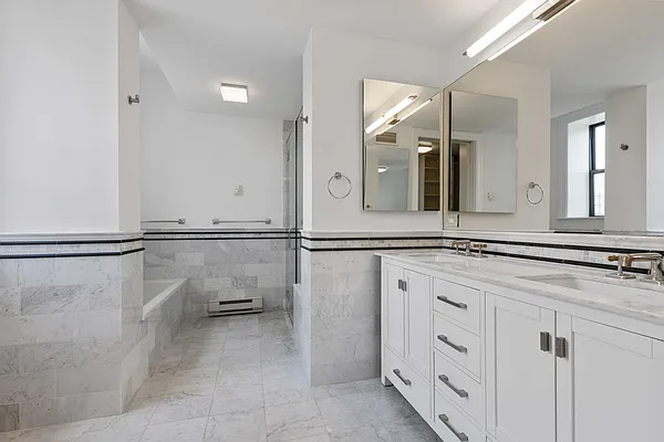 Rented by MNS | media 12