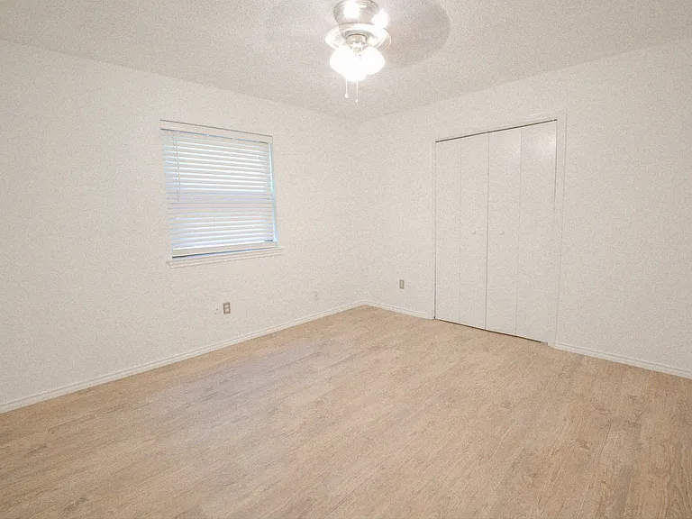 3634 Dexter Ave — Photo 25