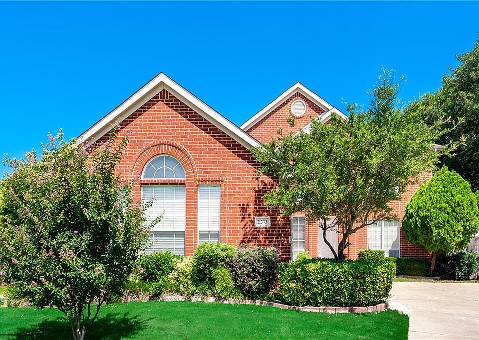1st image of 2203 Herrington Ct