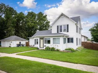 2503 17th Ave, Monroe, WI 53566