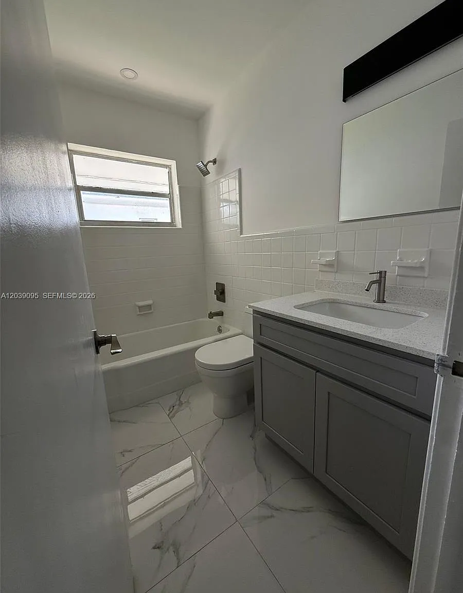 Fulford By The Sea Sec D — Photo 3