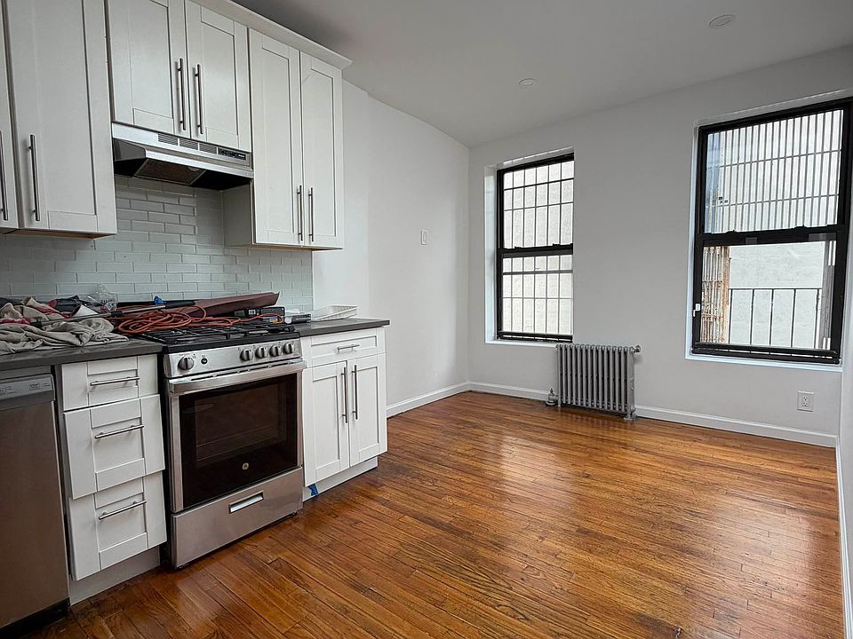 1st image of 78 E 1st St APT 5R