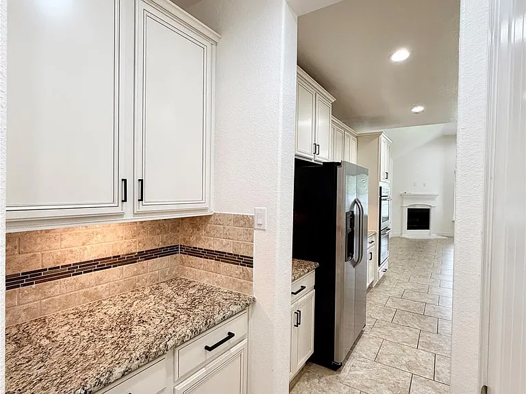 6515 Sterling Shores Ln — Photo 8