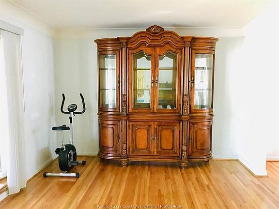 2nd image of 3170 Massey Ct