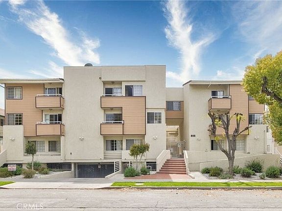 2nd image of 456 Myrtle St #1