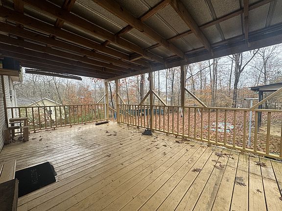 4th image of 934 Jordan Cir