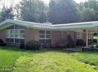 13721 Batchelors Dr, Silver Spring, MD 20904