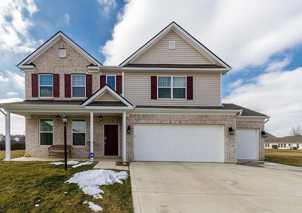 1st image of 7901 Twin Orchard Ct