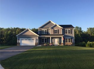 29 Brongo Ln, Spencerport, NY 14559