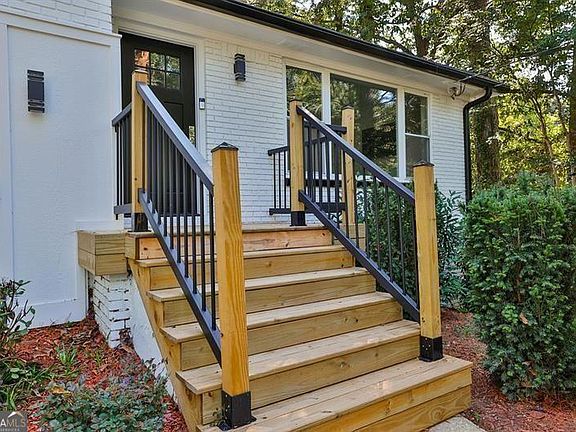 4th image of 1770 Austin Dr