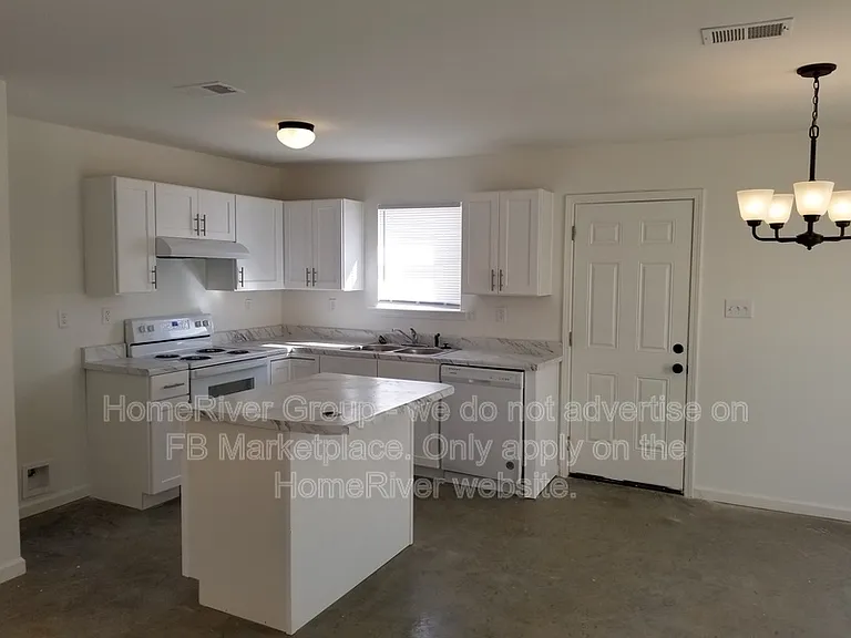 3848 Ajanders Dr — Photo 3