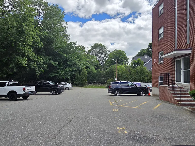 588 Main St #1D — Photo 13