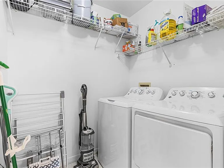 760 Wiggins Lake Dr #206 — Photo 16