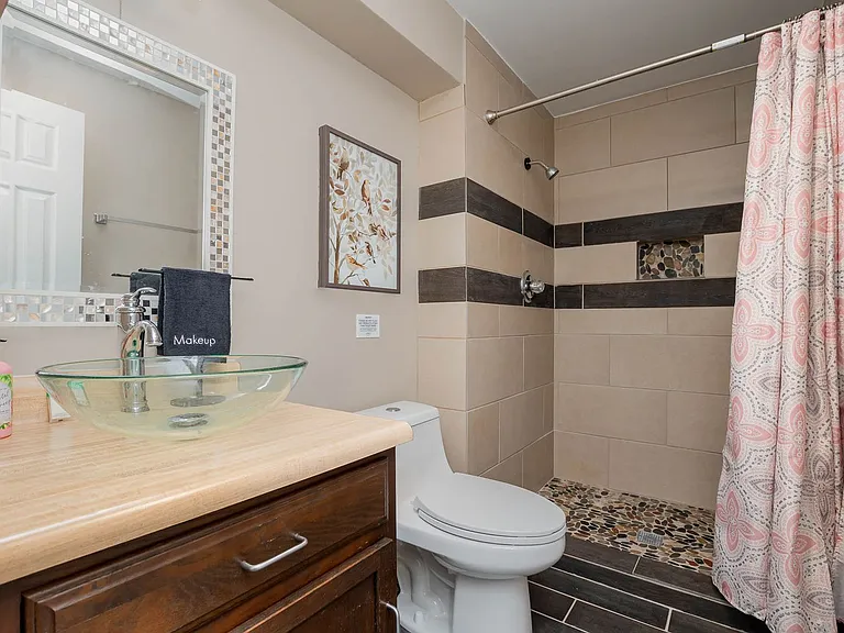 1387 Firethorne Dr — Photo 21