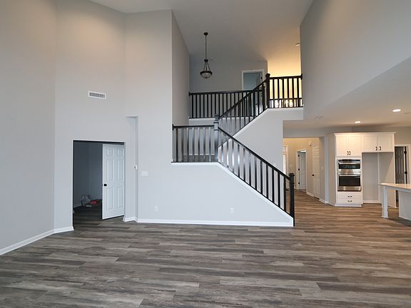 4th image of 10633 Banyan Wood Ct