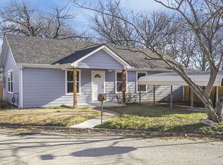 401 Miller St, Bowie, TX 76230