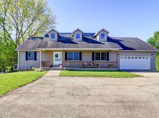 24335 Fulfs Rd, Sterling, IL 61081