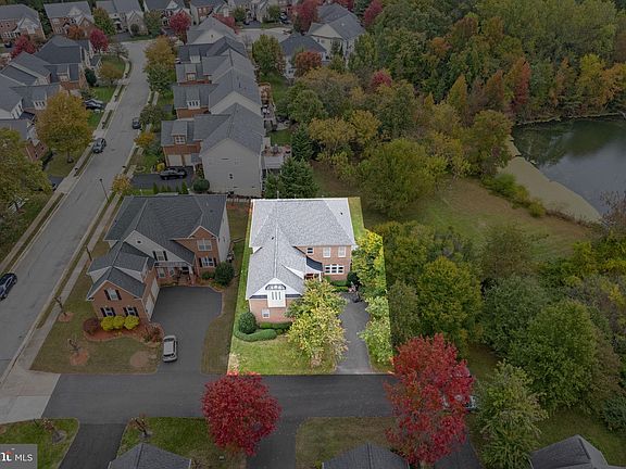 2nd image of 8713 Flowering Dogwood Ln