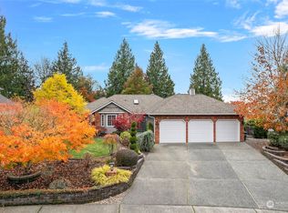 3927 Montgomery Ct, Mount Vernon, WA 98274