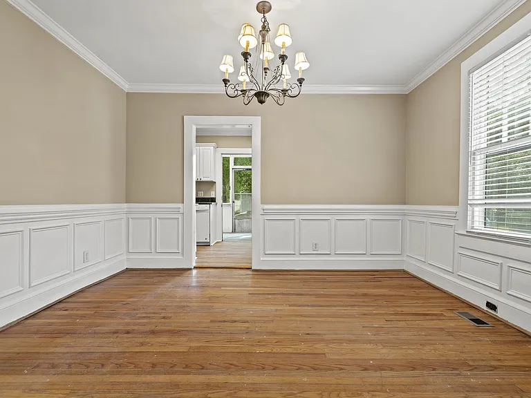 202 S Carolina Dr — Photo 10