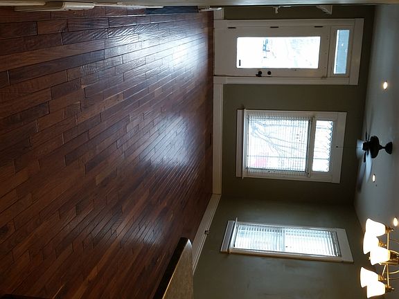 4th image of 1139 E Roosevelt Ave