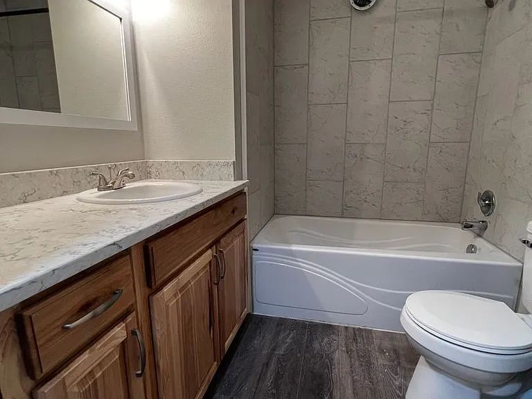 158 N. 3rd St Apartments — Photo 10