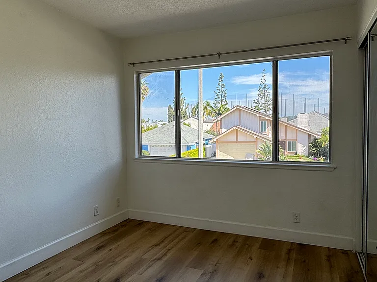 1465 Heatherton Ave — Photo 16