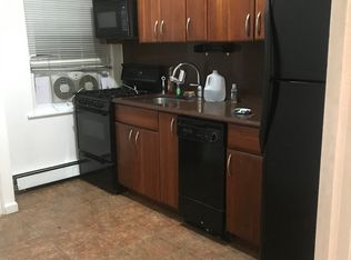 60-90 70th Ave #3, Ridgewood, NY 11385