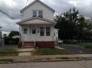 13 3rd St #1, Elmwood Park, NJ 07407