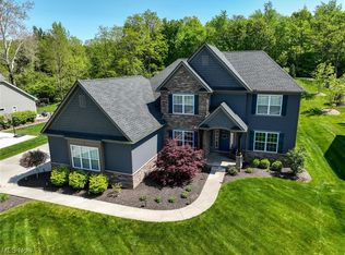 6039 Upland Ridge Dr, Medina, OH 44256