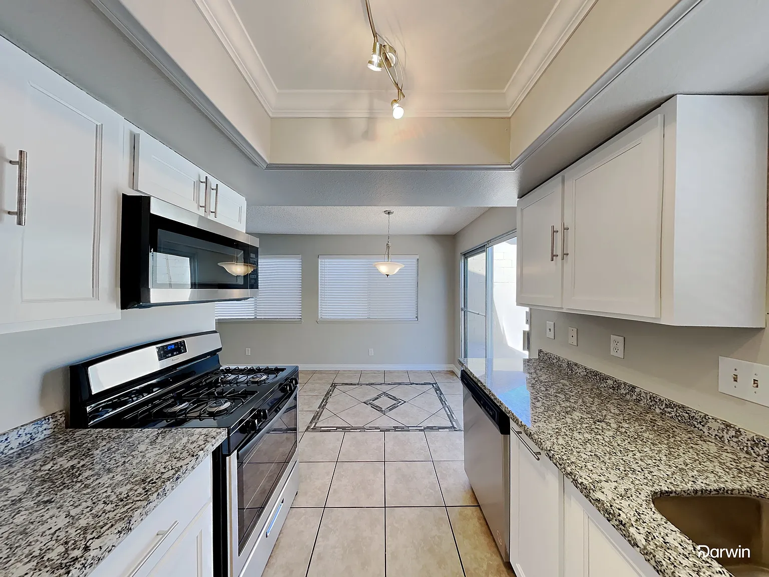 3 bed, 2.5 bath, 1504 sqft, $1,850 — Photo 2