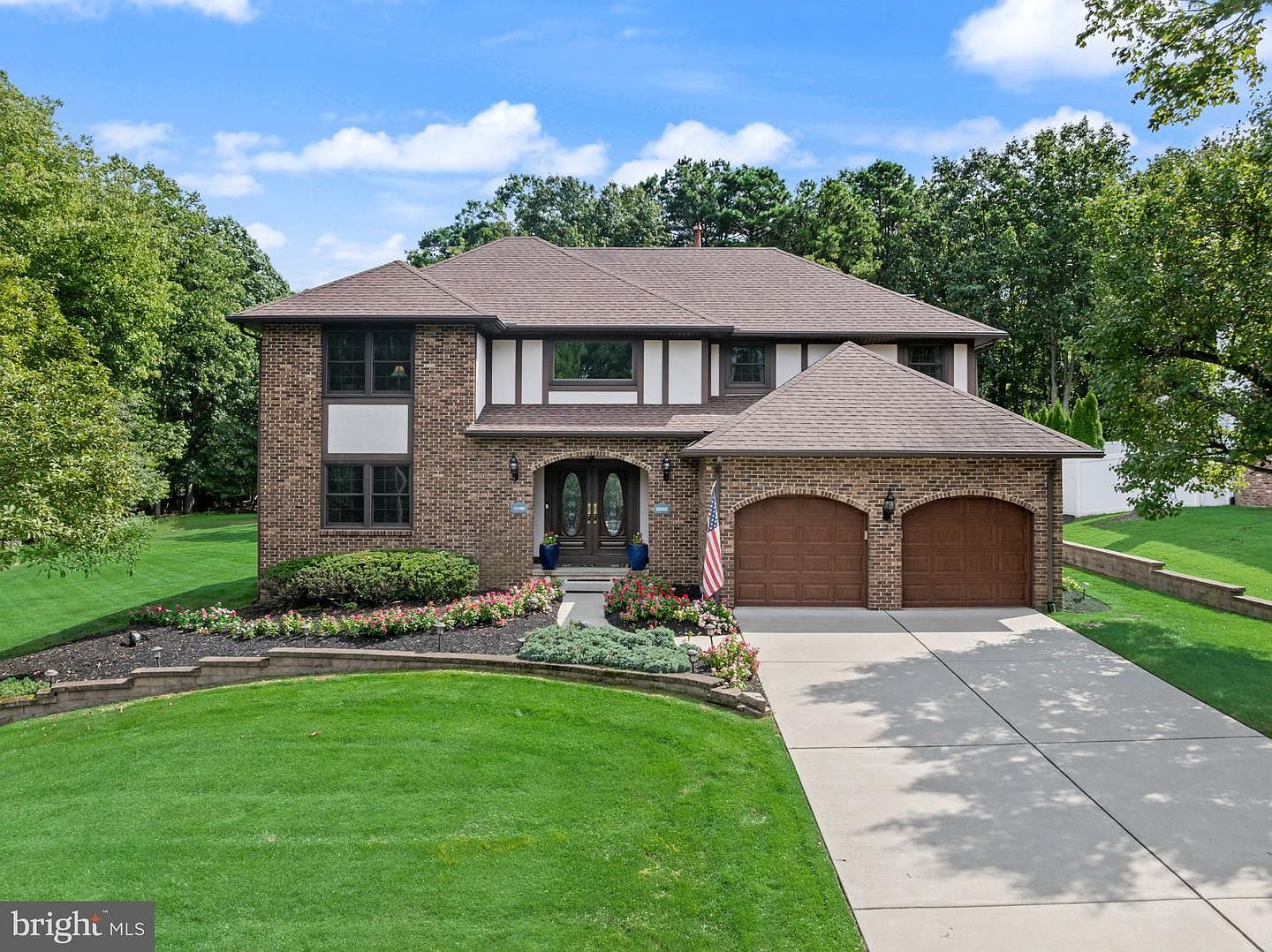 2 Acorn Hill Dr, Voorhees, NJ 08043 | MLS #NJCD2122842 | Zillow
