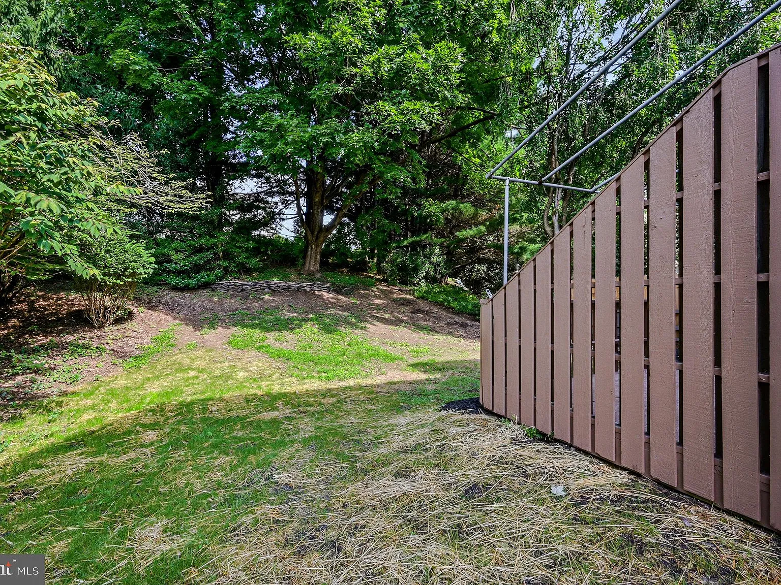 3 bed, 2.5 bath, 2152 sqft, $2,650 — Photo 4