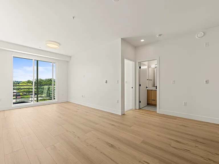 20769 Fraser Hwy #501 — Photo 6