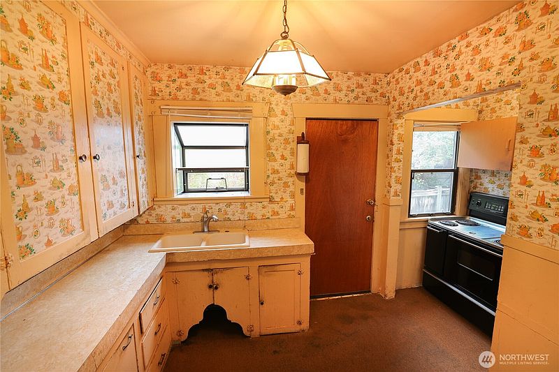 5th image of 748 N 72nd Street