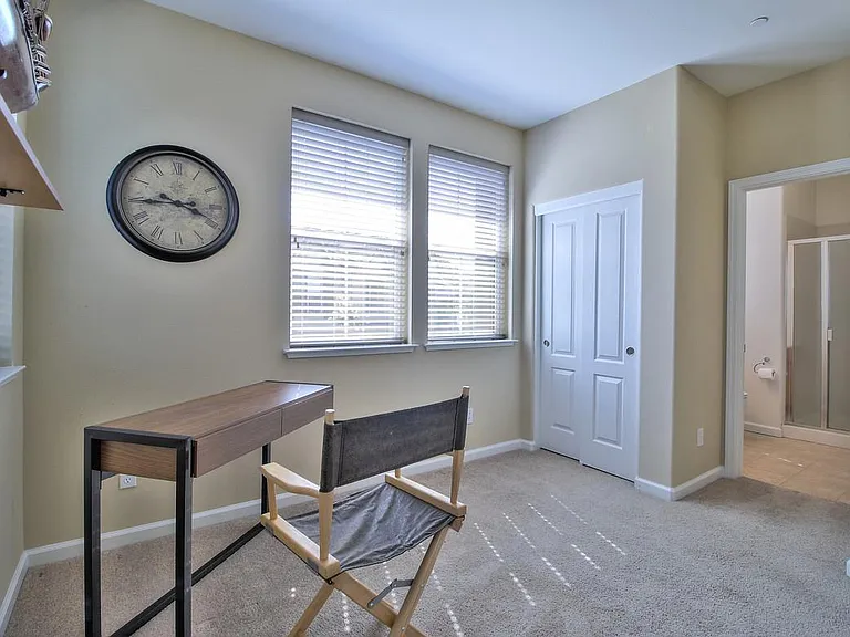 2152 Sheffield Dr — Photo 15