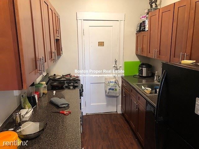 1167 Boylston St. #8 Boston - Fenway Unit Photo 2