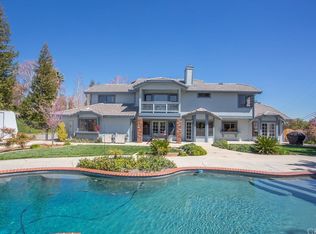 12934 Club Dr, Redlands, CA 92373