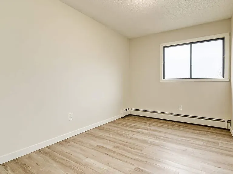4102 43rd Ave #101 — Photo 22