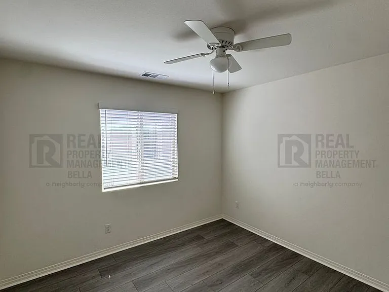 29261 Humboldt Ct — Photo 49