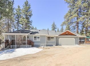 40050 N Shore Dr, Fawnskin, CA 92333