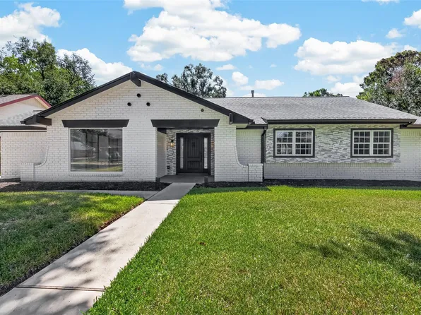 9519 Moorberry Ln, Houston, TX 77080
