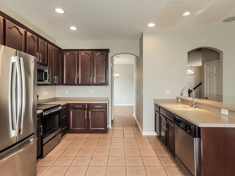 1119 Windton Oak Dr — Photo 11