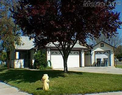 1st image of 5520 Greenoaks Ln