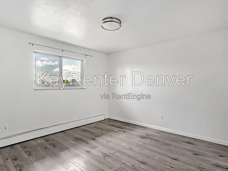 7956 Patricia Dr — Photo 10