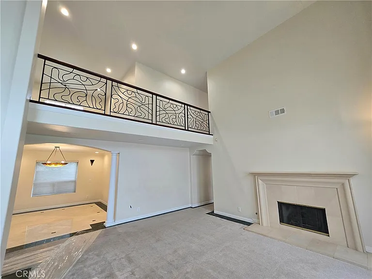 8219 Somerset Pl — Photo 5