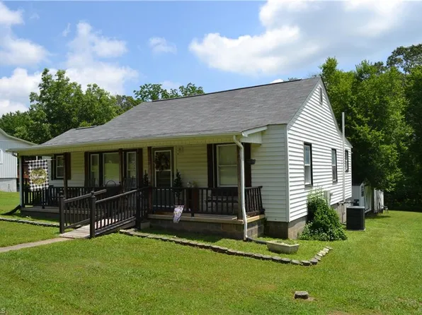 120 Lemons St, Stoneville, NC 27048