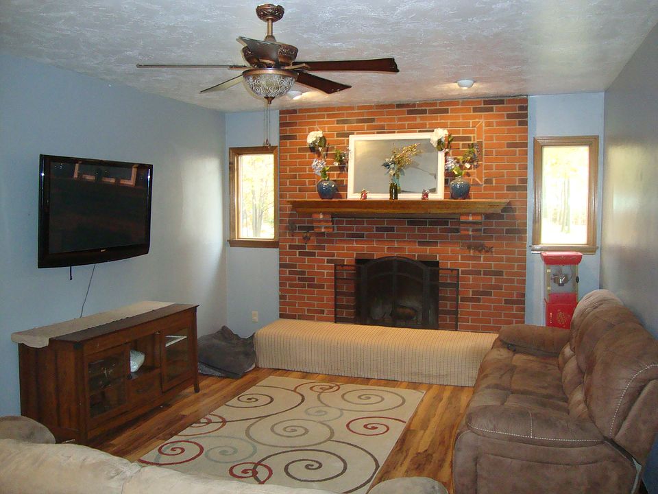 1st image of 127 Lincoln Ave